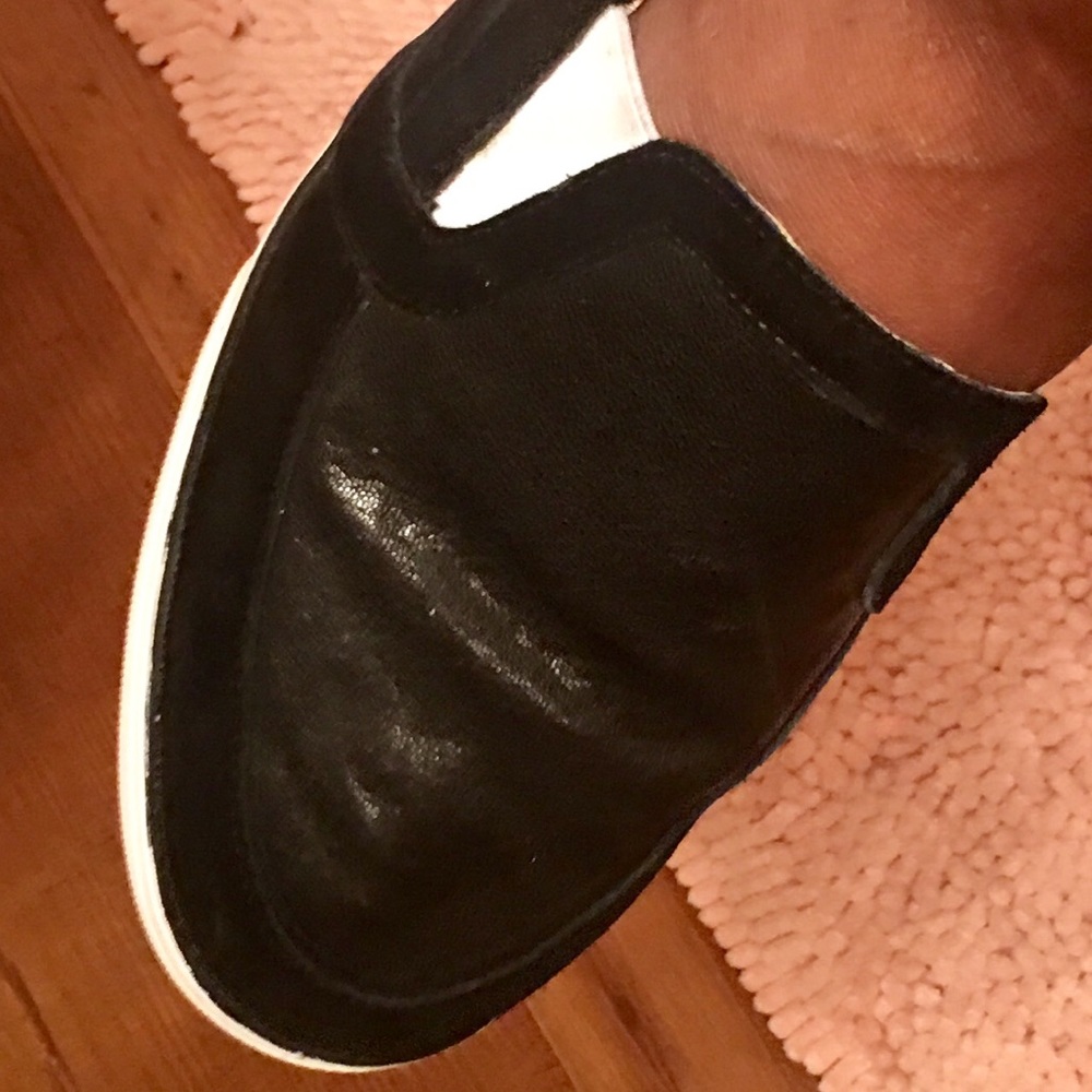 Slip-on's - Picture 3 of 4